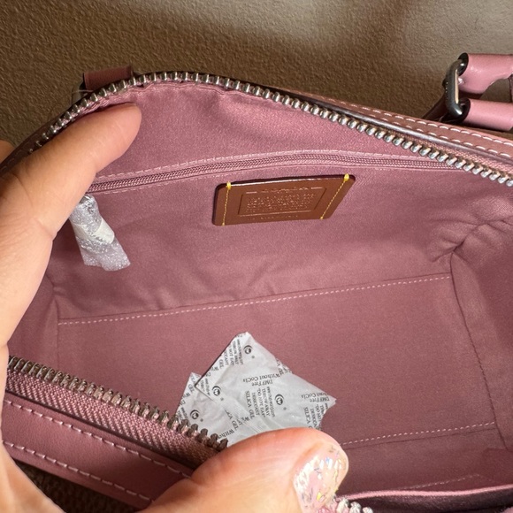 Coach Rowan signature Dusty Pink - Picture 10 of 11